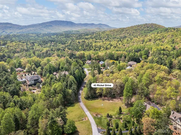 43 Rickel Dr, Hendersonville, NC 28739