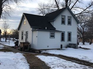211 6th Ave NW, New Prague, MN 56071