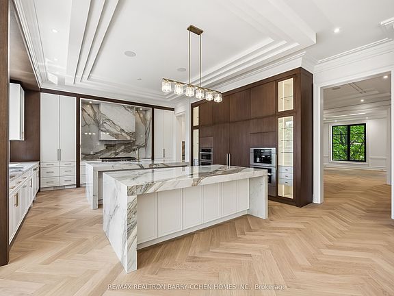 5th image of 27 Penwood Cres