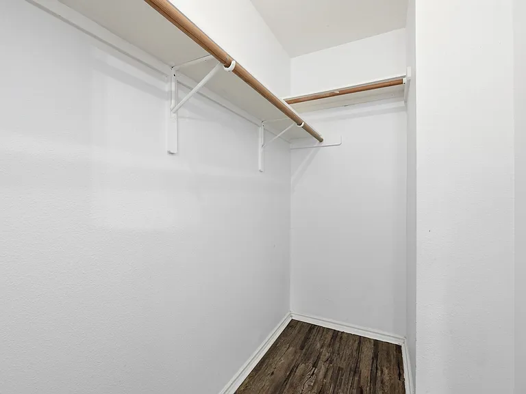 11412 Robert Wooding Dr — Photo 16
