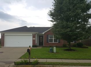 5619 Riverwalk Cir, Newburgh, IN 47630