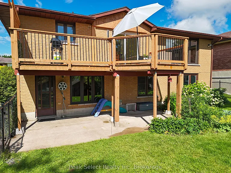 7 Hillside Ct — Photo 37