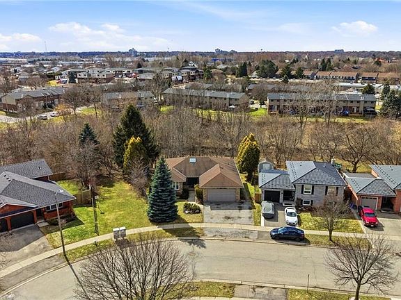 3rd image of 117 Gillin Rd