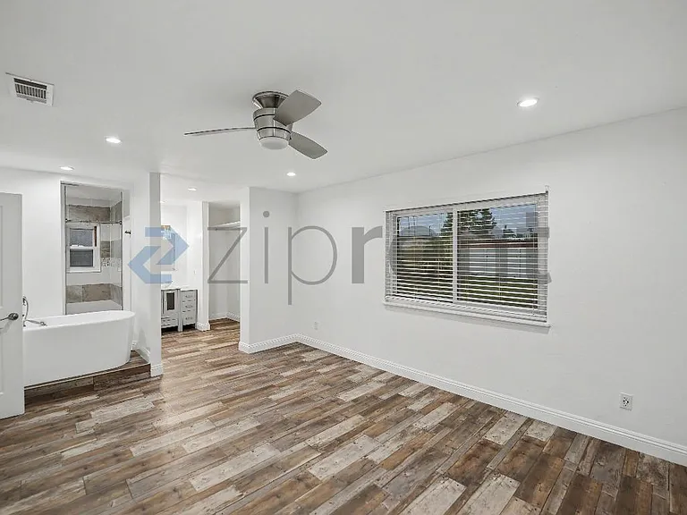 1231 W 87th St — Photo 13