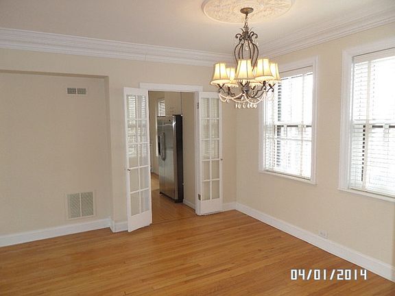 5th image of 1366 N Dearborn Pkwy #13B