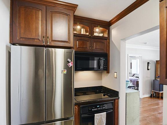 2nd image of 6261 NE 19th Avenue #1229