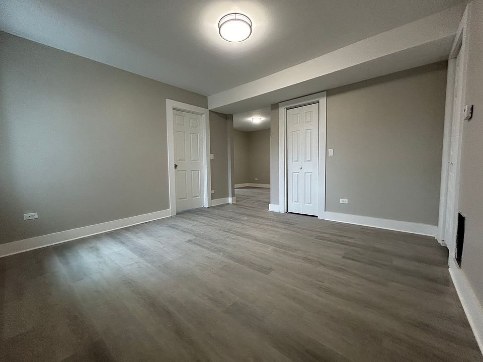 1st image of 1542 Victoria Ave #4