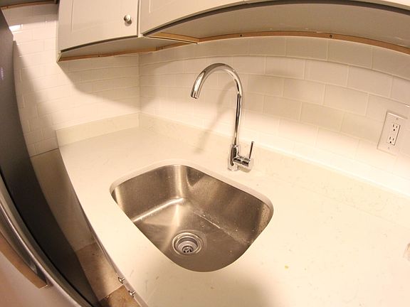 3rd image of 1230 Sheridan Ave #1H-2