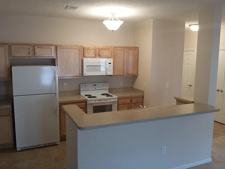 Aquamarine Apartments — Photo 79
