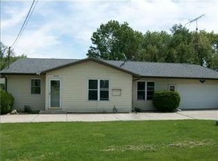 56132 Pine Rd, South Bend, IN 46619