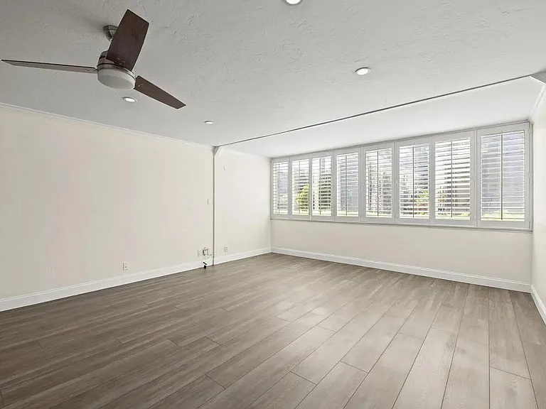 200 Elm St #107 — Photo 33