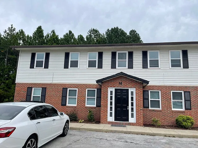 210 Shipman Road Building M - 4 — Photo 1