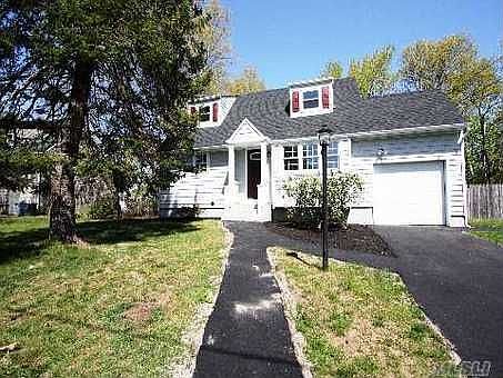 1st image of 9 Winston Ln