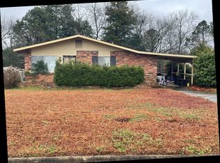 6220 Stoneway Dr, Columbus, GA 31909