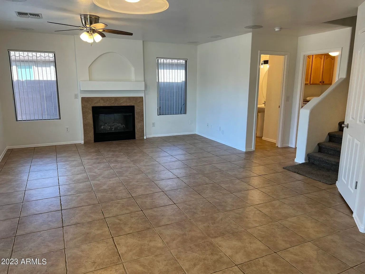 4 bed, 2.5 bath, 1964 sqft, $2,250 — Photo 4
