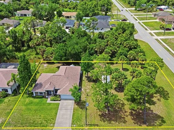 4027 Quaker Ln, North Port, FL 34288