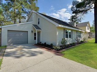 308 Springwood Dr, Conroe, TX 77385