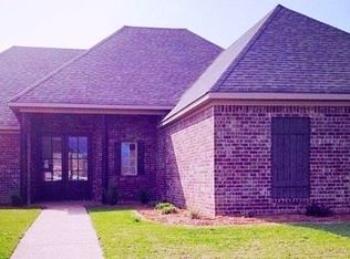 1021 Trinity Dr, Madison, MS 39110