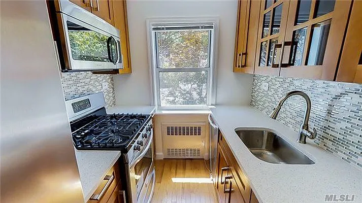 Sold by Prime Realty | media 3