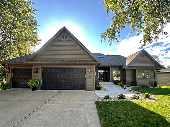 5th image of 550 Pine Ridge Ct