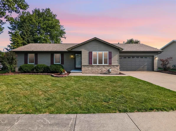 300 E James St, Appleton, WI 54915