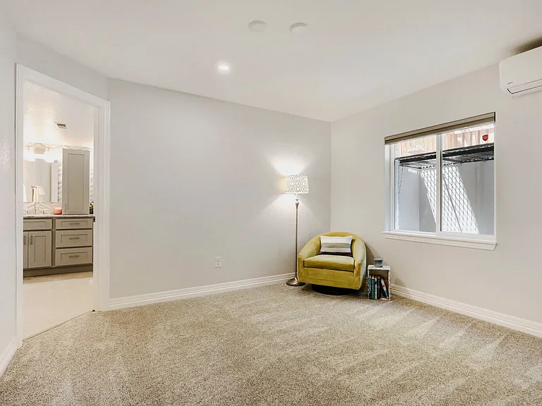 7725 E Byers Ave — Photo 10