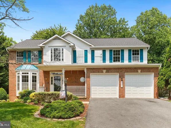 13293 Packard Dr, Woodbridge, VA 22193