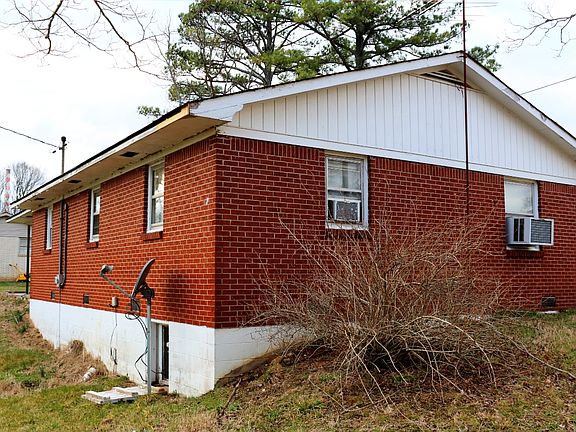 5th image of 107 Parchman Ave
