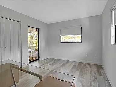1649 Stanford Ln — Photo 18