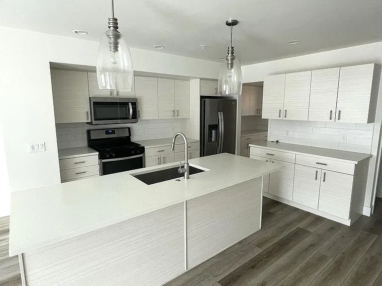 4264 Ripple Ln — Photo 3
