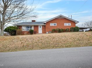 4197 Skyland Dr, Kingsport, TN 37664