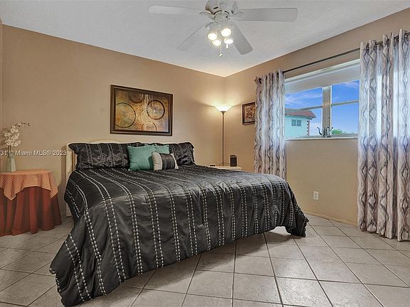 5th image of 4310 NW 12th Ct APT 201