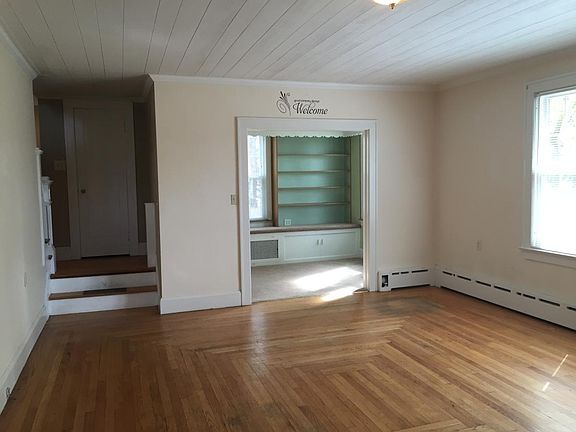 Living Room w/sunroom