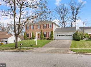 12901 Black Oak Dr, Laurel, MD 20708