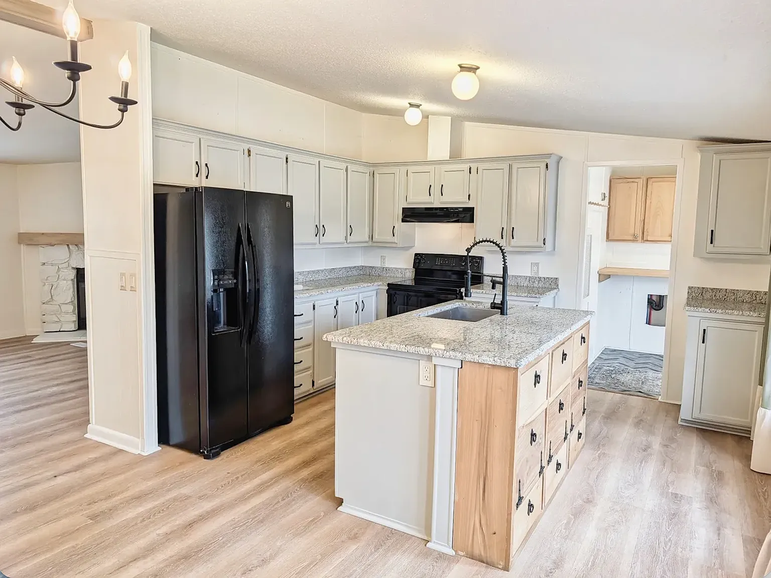 3 bed, 1539 sqft, $2,900 — Photo 3