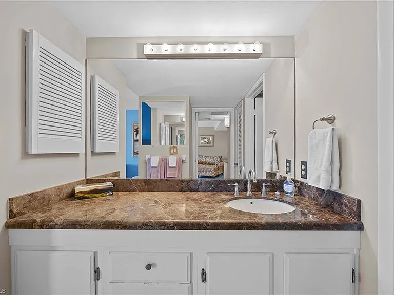 3443 Gulf Shore Blvd N #707 — Photo 18