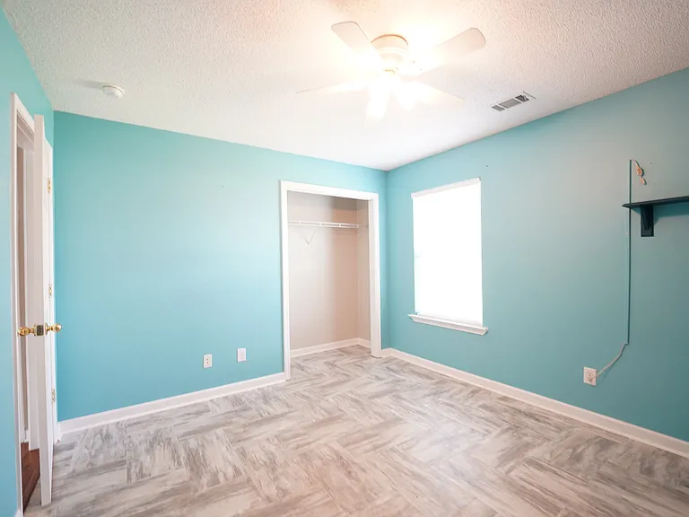 134 Mustang Dr — Photo 13