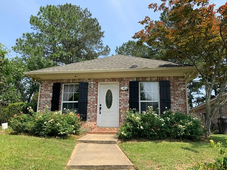29 Hillcrest Dr #6