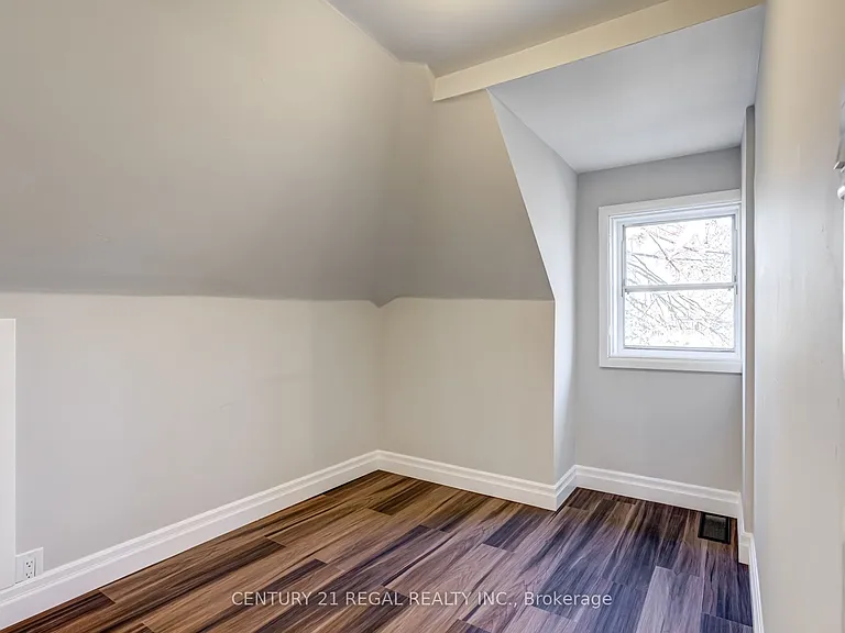 184 Maplewood Ave — Photo 41