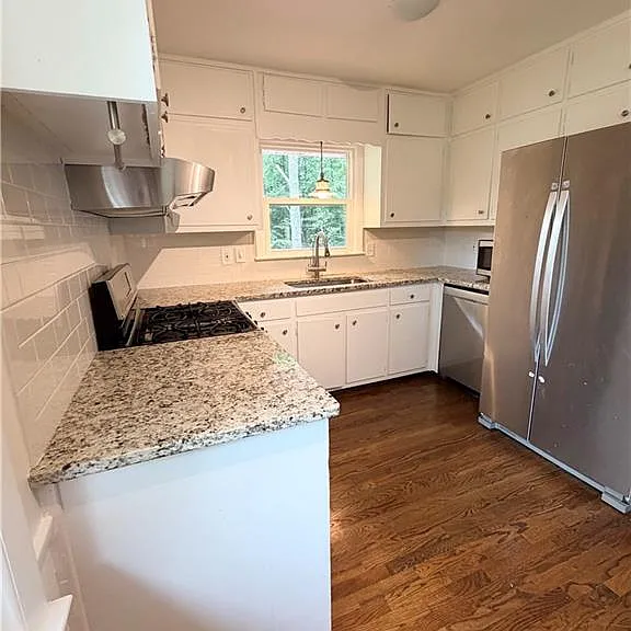 4135 Hideaway Dr — Photo 8