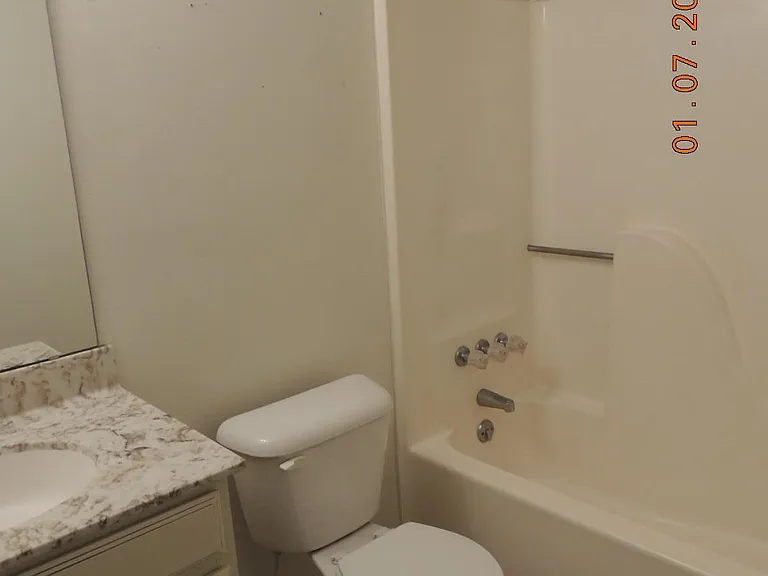 2439 Saddleridge Dr — Photo 10