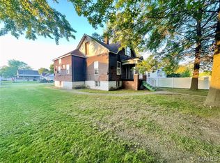 505 W 2nd South St, Mount Olive, IL 62069