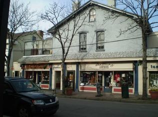 5417A Walnut St, Pittsburgh, PA 15232