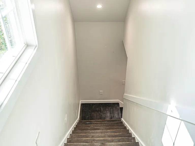 445 Brinkley Rd — Photo 29