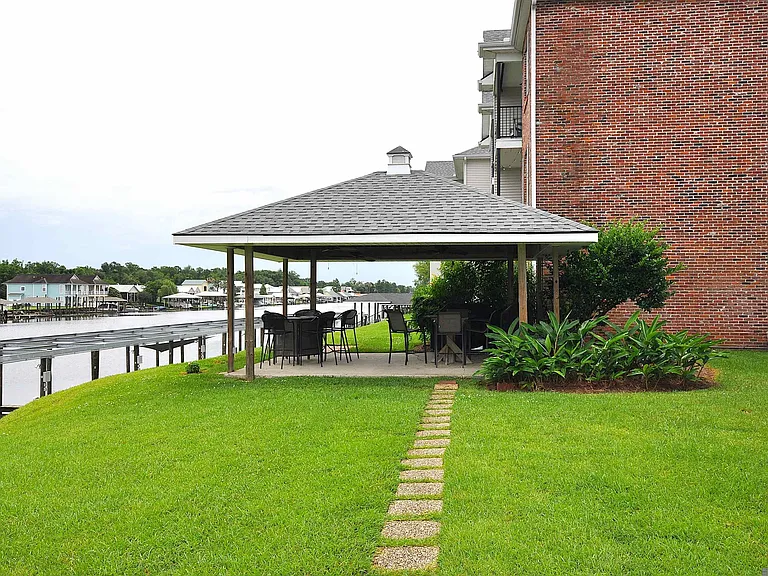 12386 River Highlands Dr #I — Photo 23