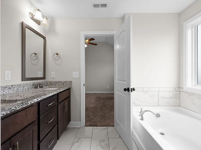 668 Crestone Ct — Photo 20