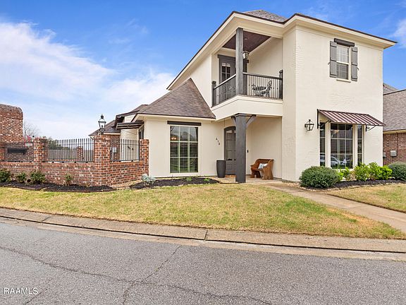 2nd image of 410 La Villa Cir