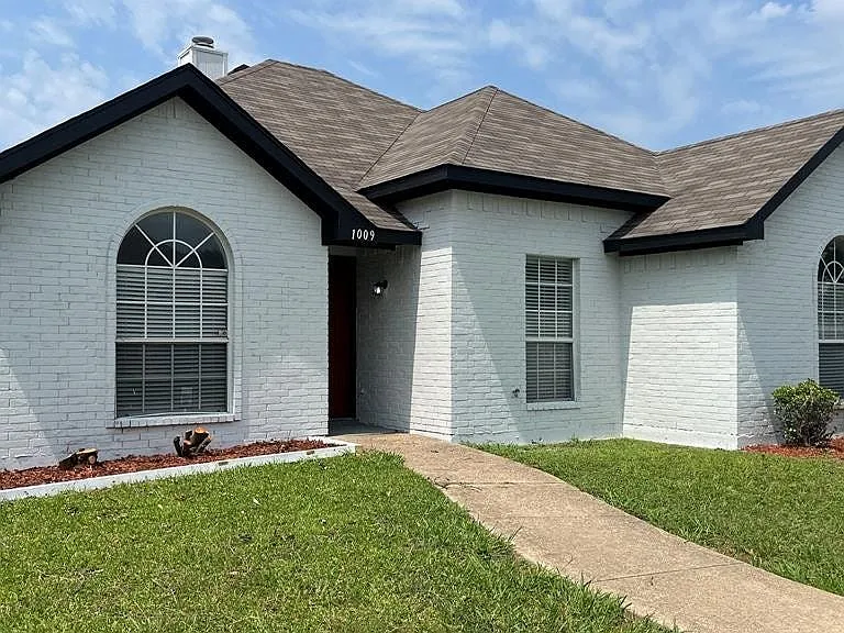 1708 Beau Ct — Photo 35
