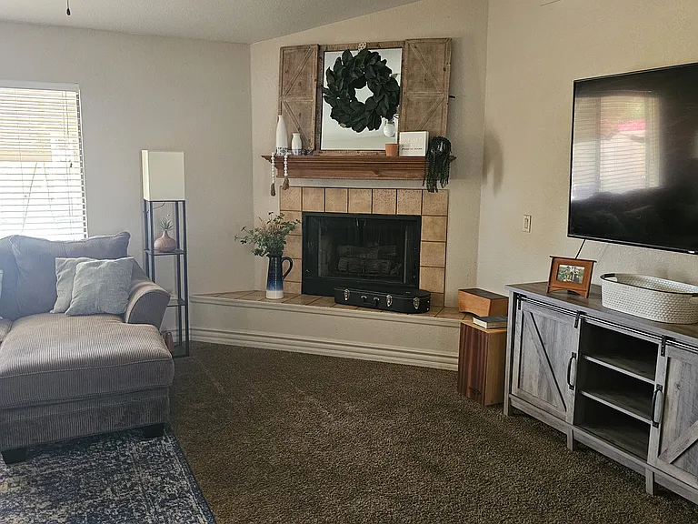 9907 E Del Monte Ave — Photo 13