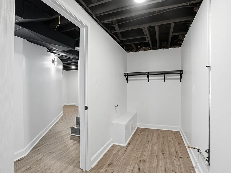 3987 Lincoln St — Photo 11